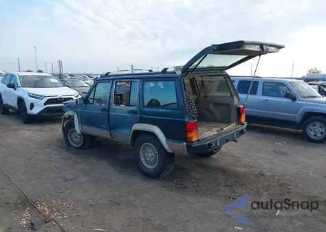 1993 Jeep Cherokee Country from USA, damaged, VIN 1J4FJ78S9PL639955